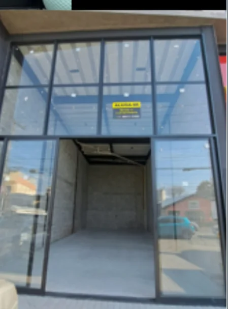 Antes: Espaço Comercial 01 · Loja de ótica